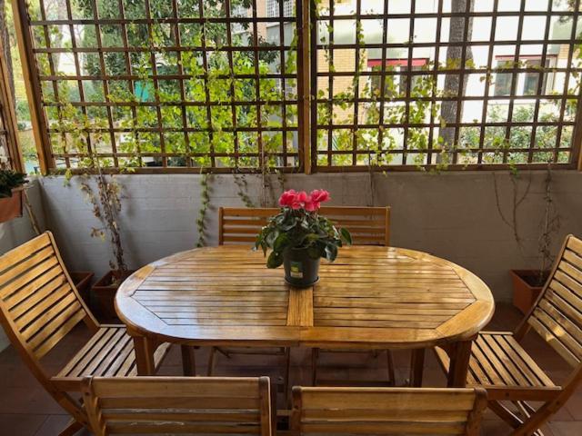 Apartamento La Casa Delle Camelie Roma Exterior foto