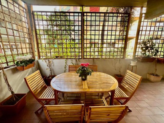 Apartamento La Casa Delle Camelie Roma Exterior foto