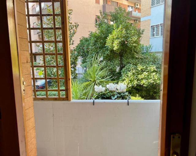 Apartamento La Casa Delle Camelie Roma Exterior foto
