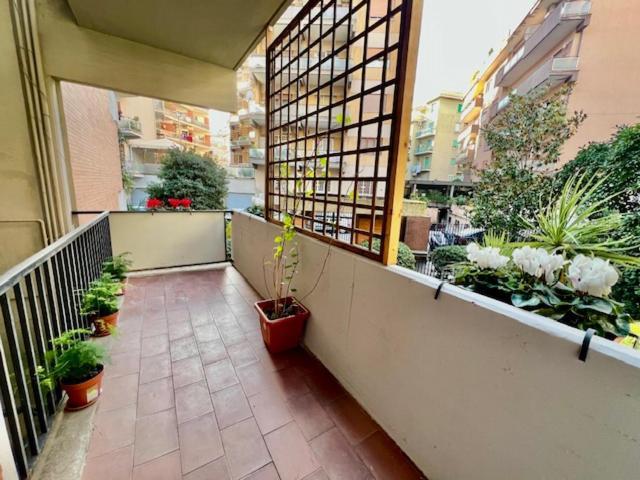 Apartamento La Casa Delle Camelie Roma Exterior foto